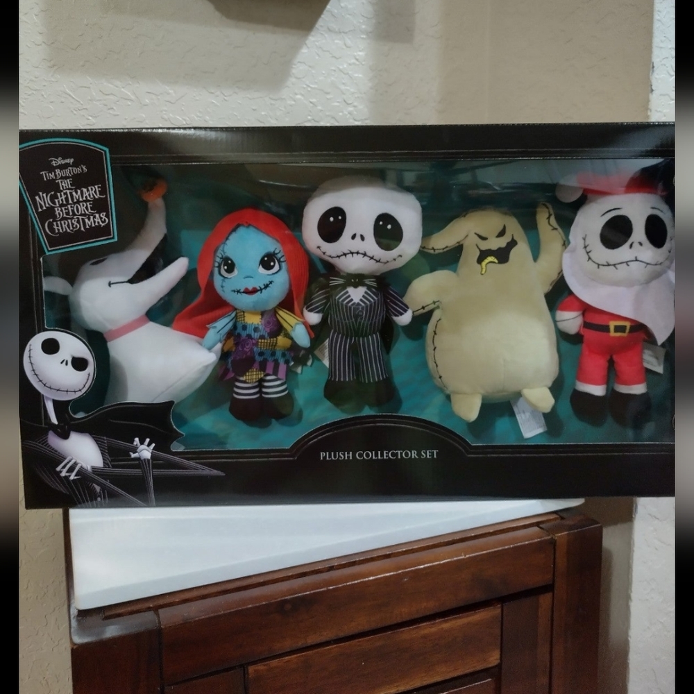 Nightmare Before Christmas 5 pc Plush Collector Set New Jack Skellington Santa